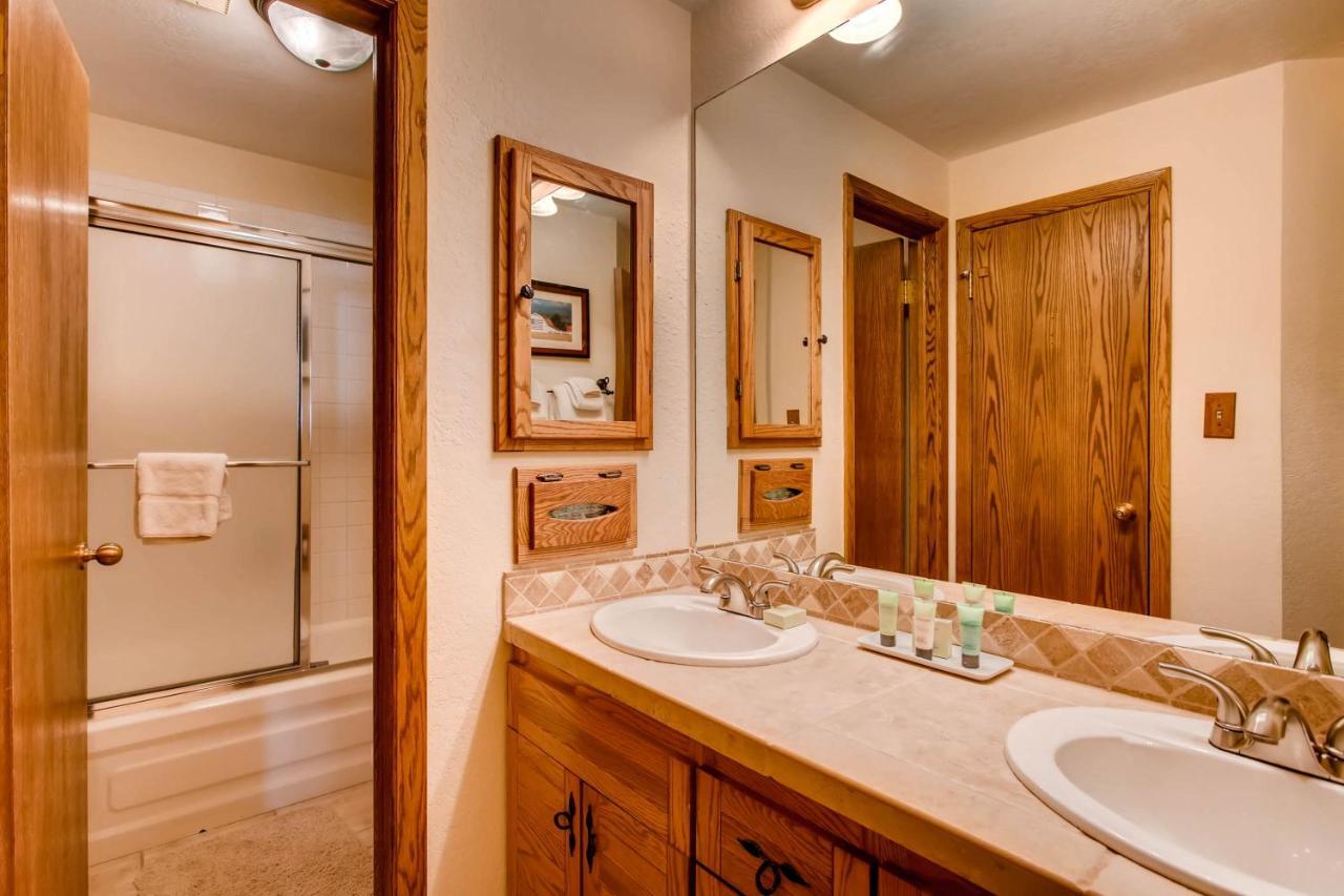2 Br- Amazing View Of Mt Crested Butte Condo ภายนอก รูปภาพ