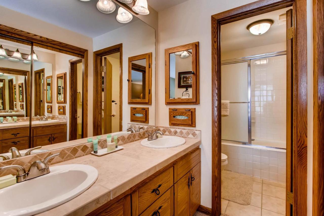 2 Br- Amazing View Of Mt Crested Butte Condo ภายนอก รูปภาพ